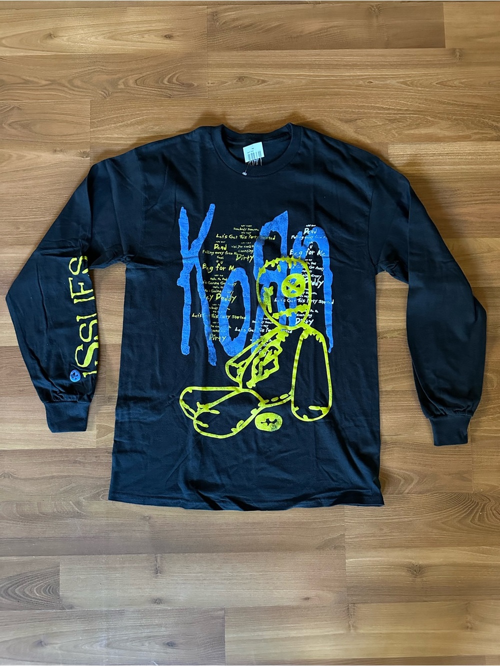 🆕 Korn Issues Tracklist Black Long-Sleeve Graphic Tee